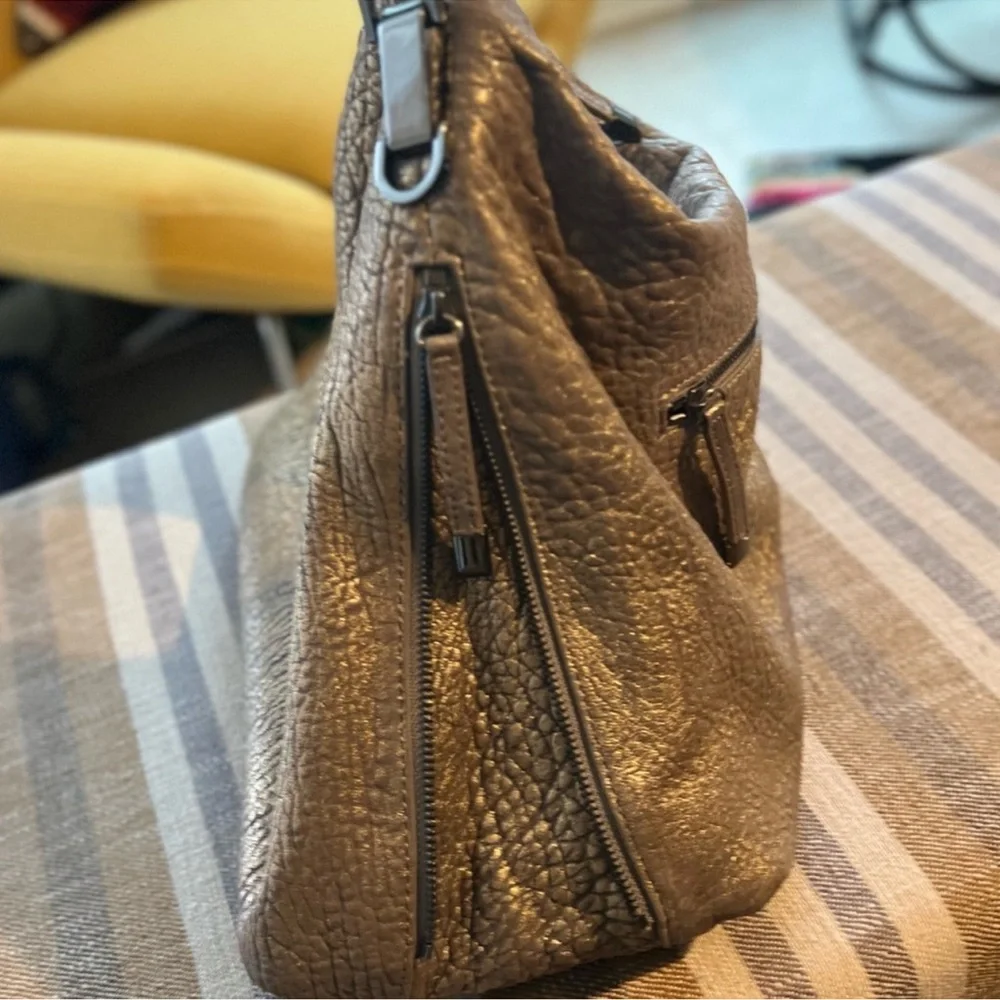 Vince Camuto Riley metallic brushed bubble lamb leather hobo purse shoulder bag